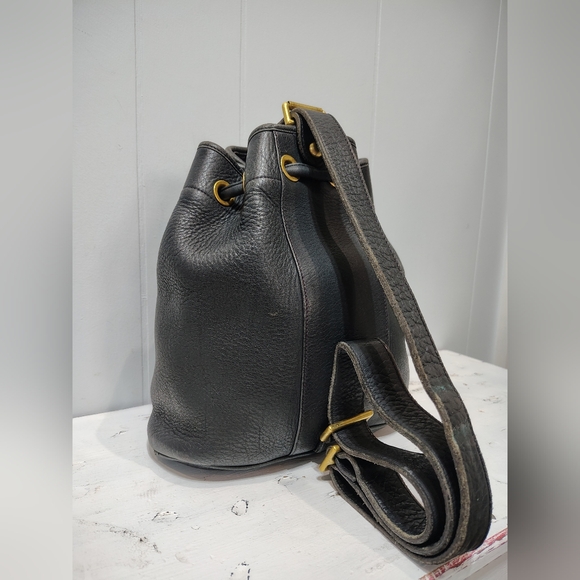 Vintage Dooney & Bourke Black Leather Drawstring Bucket Backpack Convertible Bag - Picture 7 of 16